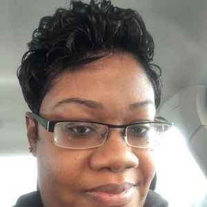 Meet your Posher, Rayna